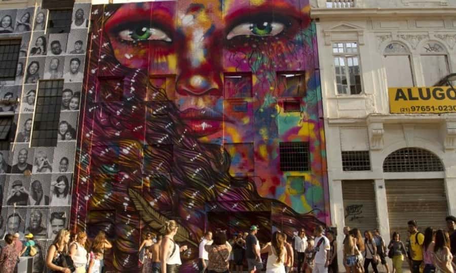 3-Hour Urban Arts Walking Tour - Olympic Boulevard and the world’s largest street mural moment