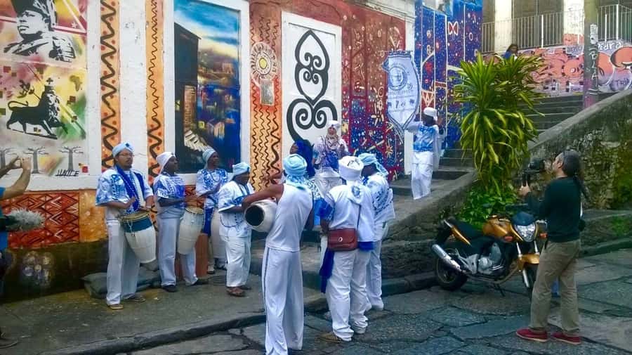 3-Hour Urban Arts Walking Tour - Should you book this 3-hour Rio street art tour?
