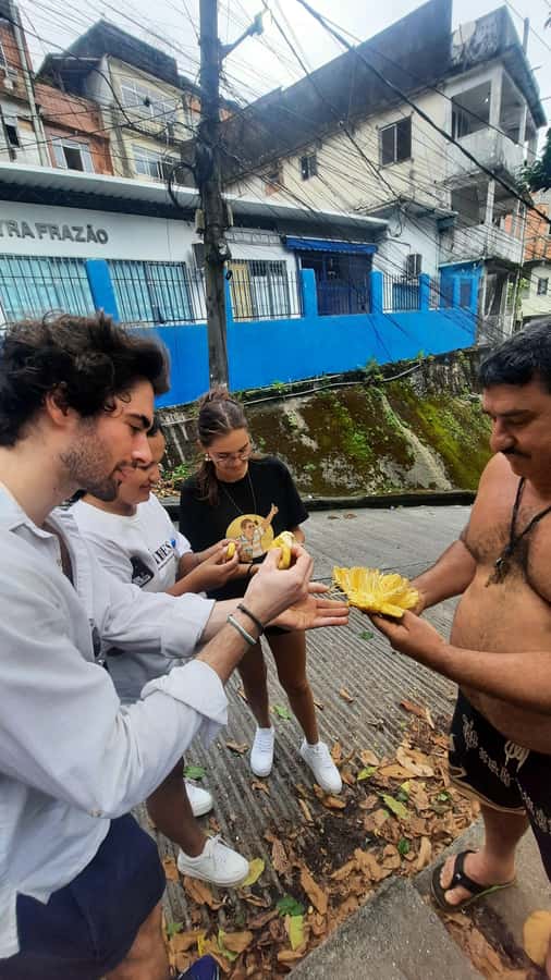 A Walk in the Rocinha Favela: Women Leading the Way - Where you meet and how you start: Av. Niemeyer to the first uphill moment