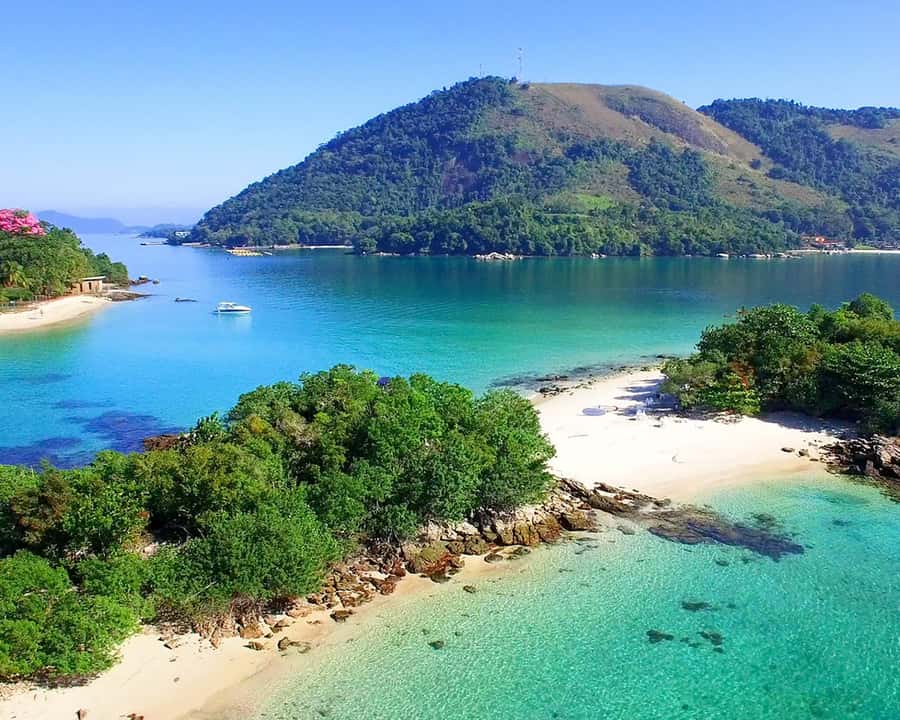 Adventures in Angra and Ilha Grande with Guide and Lunch - Freguesia de Santana and Igreja de Santana: history with a tropical setting