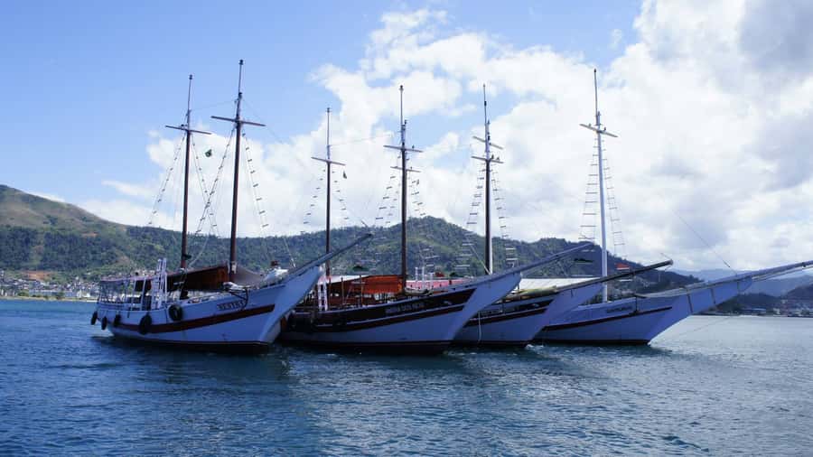 Angra dos Reis: Boat Tour in Ilha Grande and Lagoa Azul - Schooner Day in Angra dos Reis: How the 6-Hour Plan Works