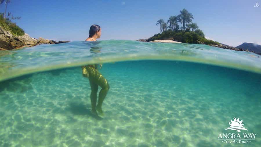 Angra dos Reis: Super Lagoa Azul Speedboat Tour - Santa Luzia Timing and What You Should Pack