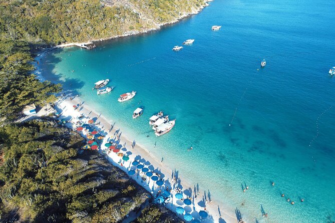 Arraial do Cabo Day Trip from Rio de Janeiro: Boat Tour & Beach - Praia do Forno: the last water stop before lunch
