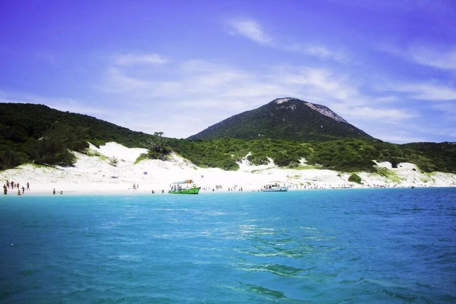 Arraial do Cabo, the Brazilian Caribbean. - Lunch and the pacing that makes a 14-hour day workable