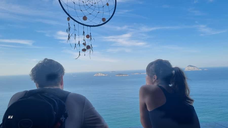 AVenturismo 2 Irmãos hill + Vidigal Favela - What the $48 price buys you, and where the value comes from