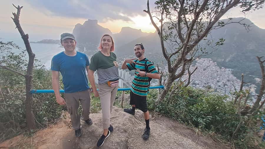 AVenturismo 2 Irmãos hill + Vidigal Favela - Vidigal on foot: the “labyrinth” effect and what it teaches you