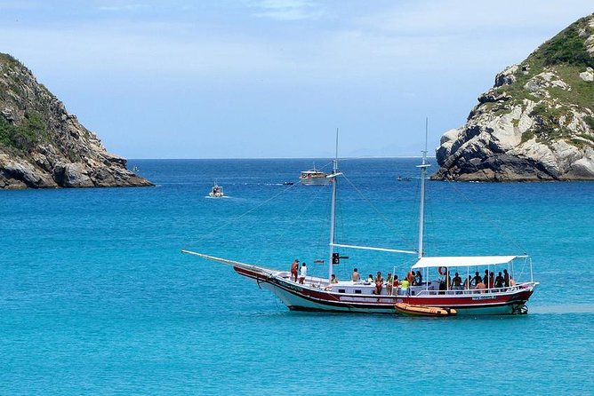 Boat Trip in Arraial do Cabo by Arraial Viagens - Departure times and where you meet (this affects your whole day)