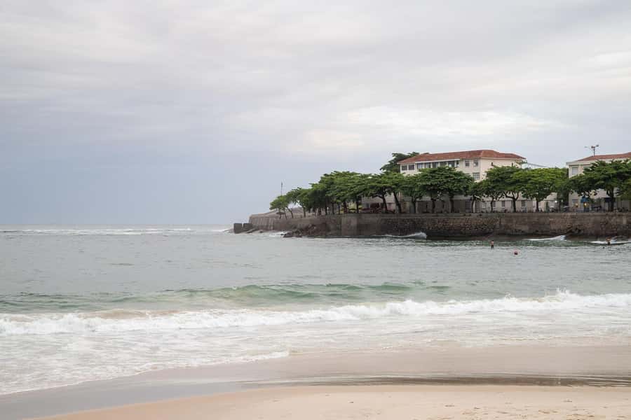 Bossa Nova and the Carioca life - Copacabana and Ipanema - Meeting at Chafariz das Saracuras, then setting the mood in Ipanema