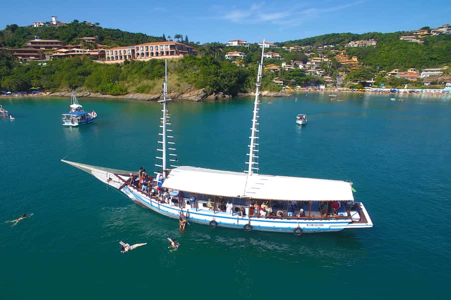 Búzios 2.5-Hour Schooner Boat Experience - Why a schooner for 150 minutes is a smart Búzios intro
