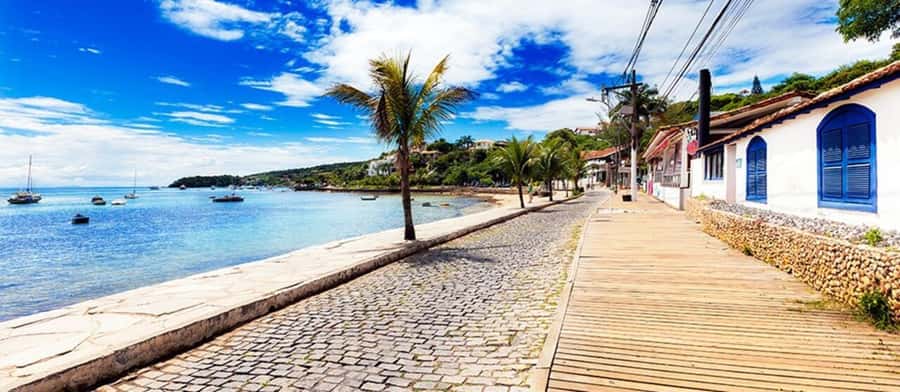 Búzios: City Tour & Beach Hopping with Lunch - The 2.5-hour boat ride: slide, kids pool, and the coves of the peninsula