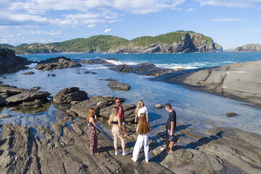 Buzios: City Tour by Trolley with 12 Beaches and Pickup - The geological interest point: a quick science side-quest