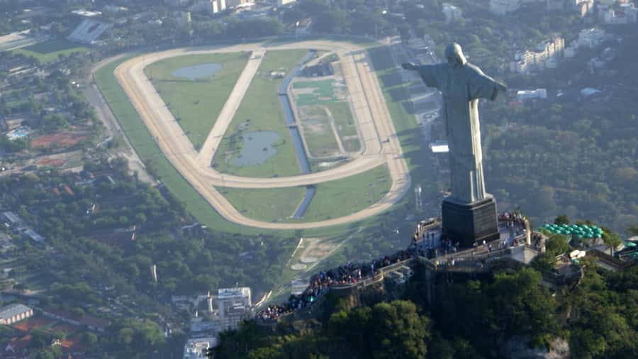 Christ the Redeemer and Escadaria Selarón Half-Day Tour - Christ the Redeemer: what to do with your time up top