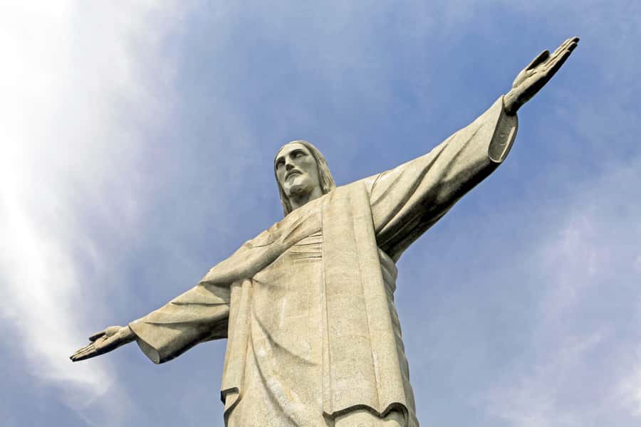 Christ the Redeemer and Escadaria Selarón Half-Day Tour - Morro da Urca stop: a quick viewpoint break