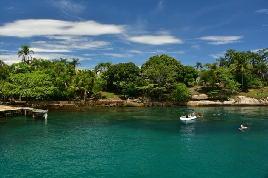 Discover Paraty's Best Islands on an Exclusive Schooner Tour - Stop 3, Lagoa Azul (Blue Lagoon): where the water turns into a show