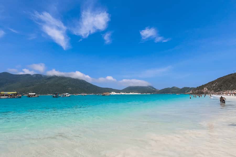 From Búzios: Arraial do Cabo with Boat Tour and BBQ Lunch - From Búzios to Praia dos Anjos: transport and timing reality
