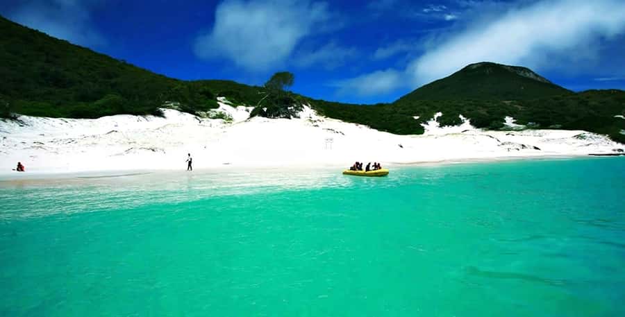 From Rio: Arraial do Cabo - The Brazilian Caribbean Daytrip - Getting to the water: remember the boat does not dock