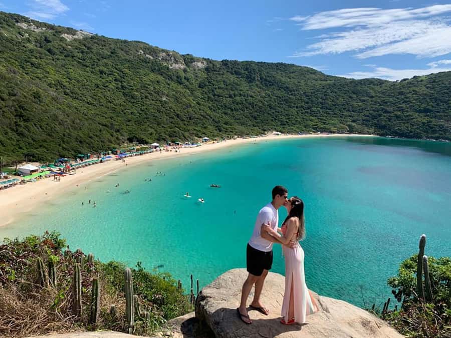 From Rio de Janeiro: Arraial do Cabo Island Day Trip - Praia do Forno: Your First Taste of Cabo Frio Style Sand