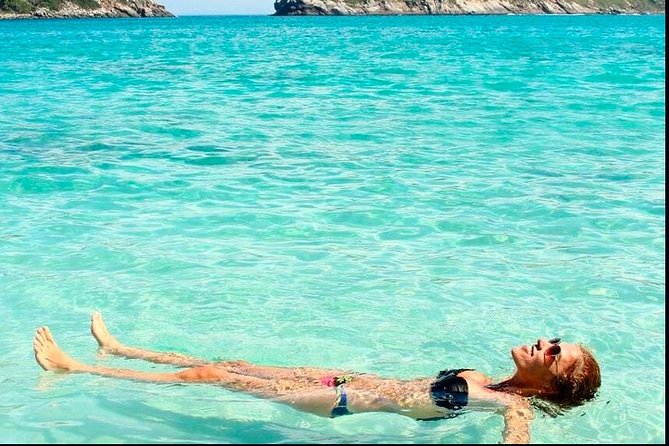 Full Day Tour to Angra dos Reis and Grand Island - Freguesia de Santana Beach: Calm Water and Local Life