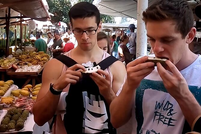 Guided Market Fruit Tasting in Rio with 15+ Exotic Flavors - Why the market walk is the best part, not the background