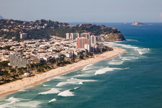 Helicopter Ride in Rio de Janeiro - 30 Minutes by Comandante Nobre - Christ the Redeemer 360º and the Tijuca Forest Turn