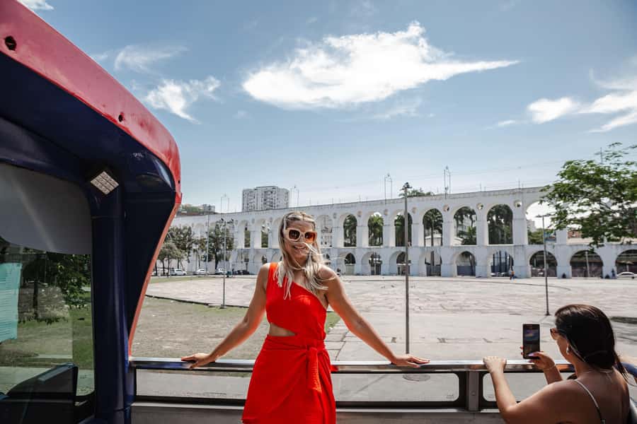 Hop-ON Hop-OFF Sightseeing Bus in Rio de Janeiro - Rio Samba Bus - Rio Samba Bus in one day: hop-on, hop-off with samba built in