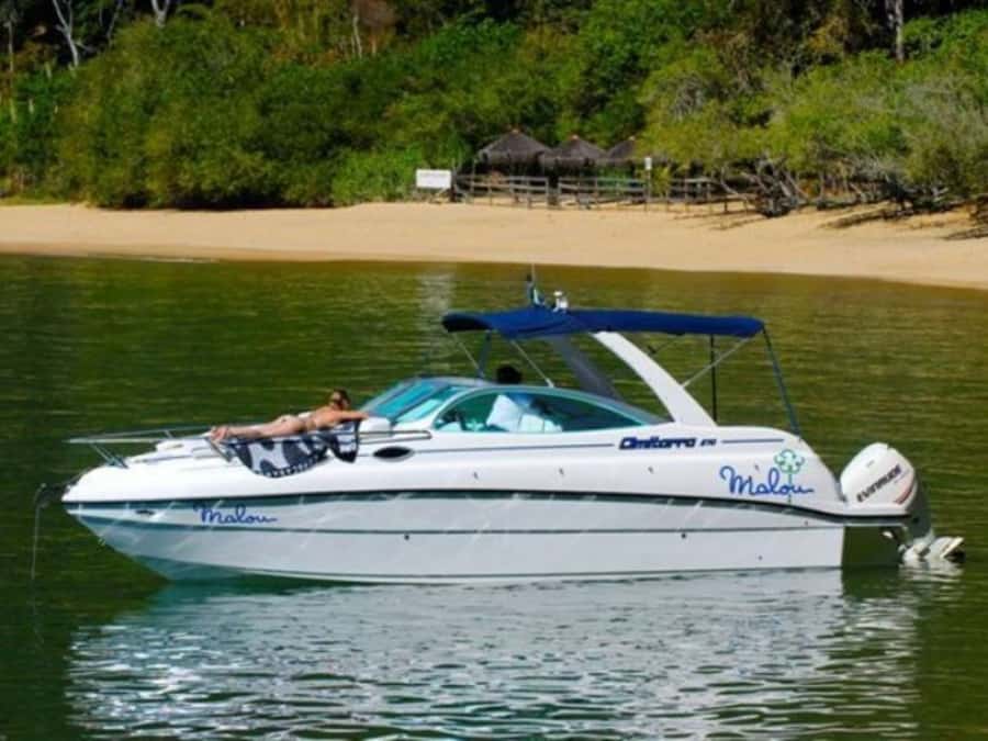 Idyllic Islands Private Speedboat Tour in Paraty - The private 5-hour speedboat experience in Paraty Bay