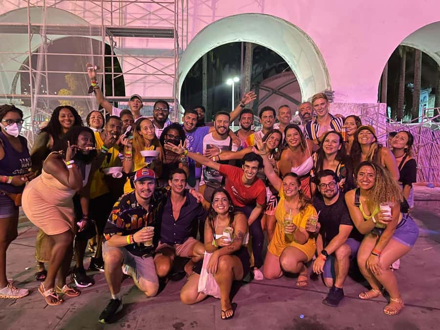 More than a Pub Crawl: An Authentic Night Experience in Rio - The live show run: samba circle moments and traditional dance energy