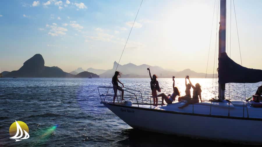 Morning Sailing Tour in Rio - Watching Sugar Loaf and Christ the Redeemer from sea level