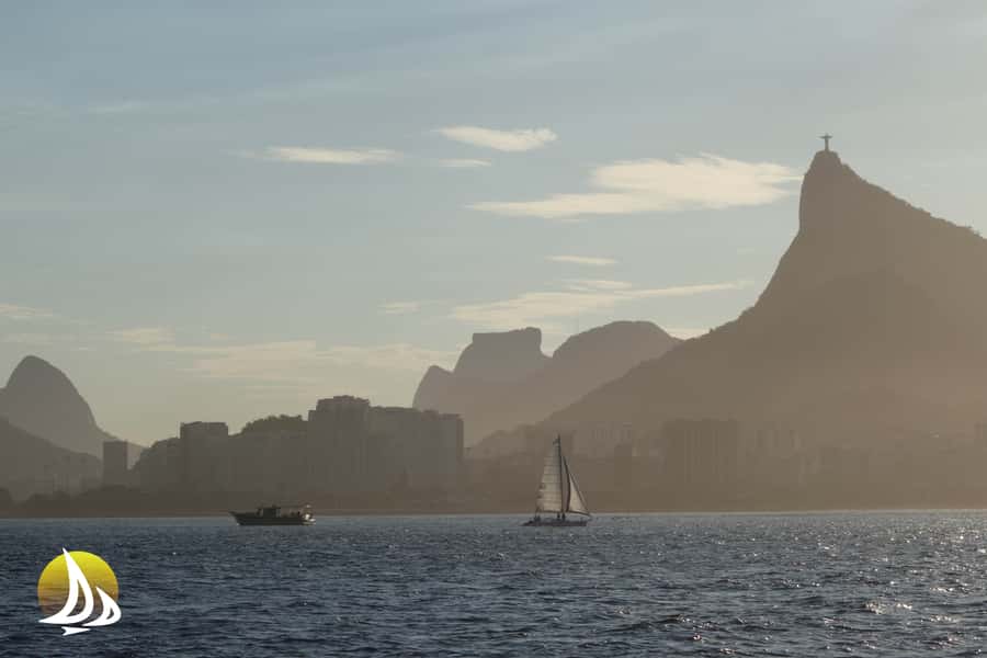 Morning Sailing Tour in Rio - Can you swim? When the water moment shows up