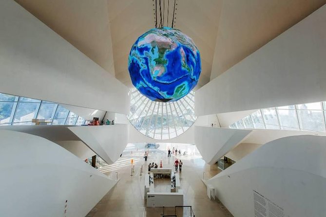 Museum of Tomorrow Guided Tour, Admission & Transfer - Boulevard Olímpico: graffiti and Kobra’s Mural das Etnias