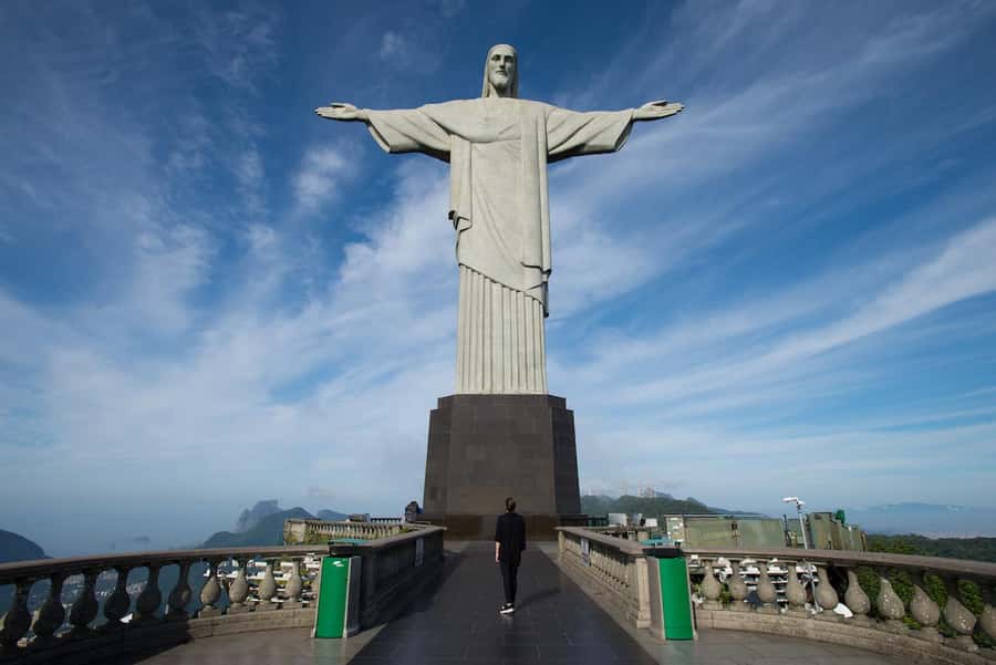 One Day in Rio with a Photographer - Christ the Redeemer: early entry for real photo time