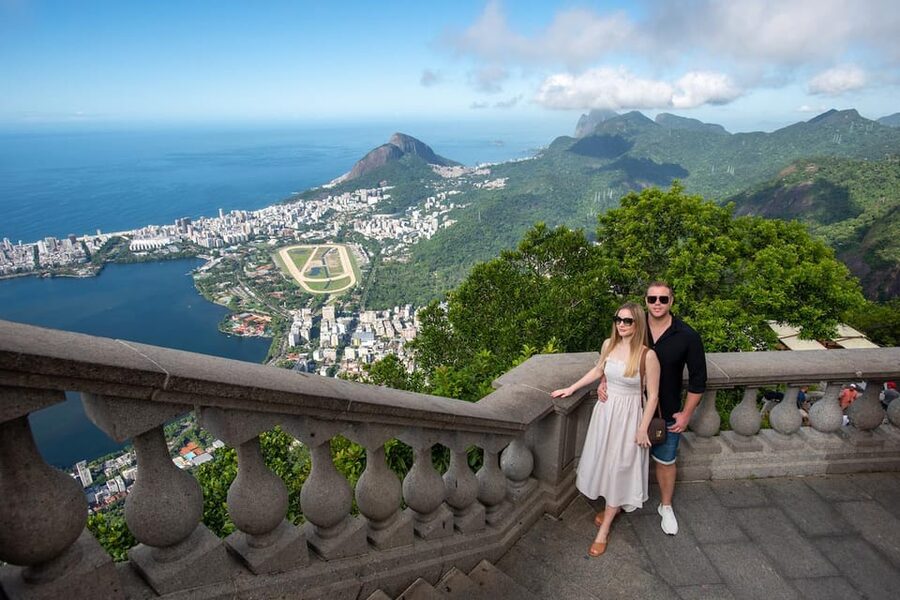 One Day in Rio with a Photographer - Sugarloaf Mountain: cable cars and a different Rio angle