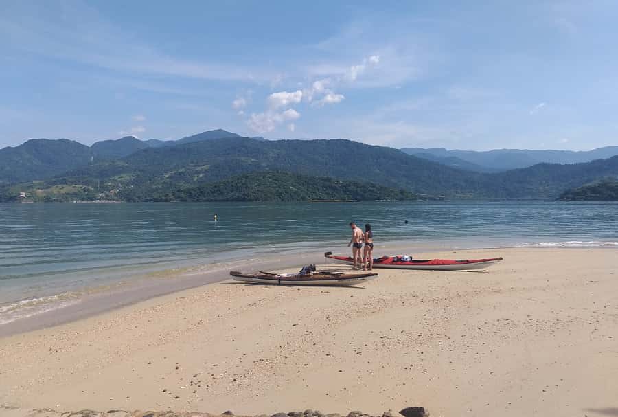 Paraty Bay: Half-Day Mangroves and Beaches Tour by Kayak - What to bring for a smoother kayak day