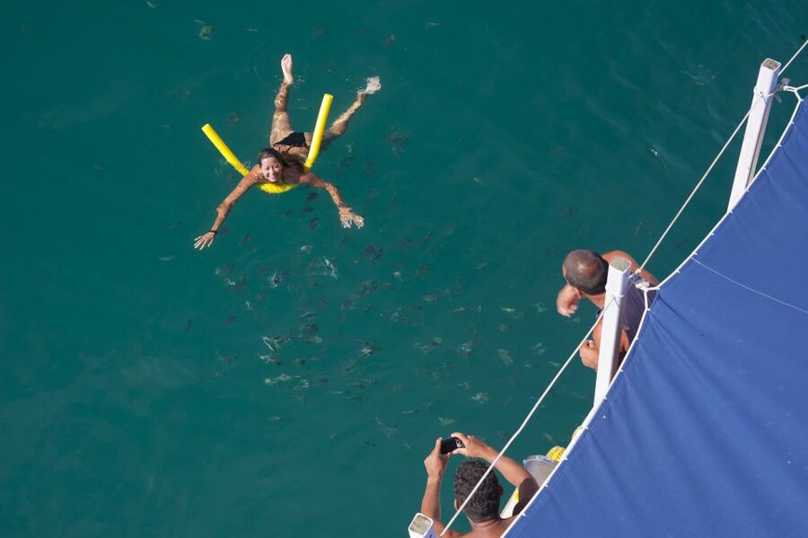 Paraty Bay: Islands & Beaches Boat Tour with Snorkeling - Stop to Stop: Beaches, Islands, and the Water Toys Factor