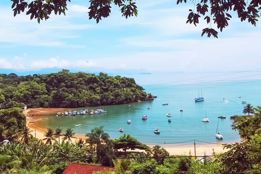 Paraty: Schooner Boat Tour with Beaches and Snorkeling - The route rhythm: four stops, each around 40 minutes