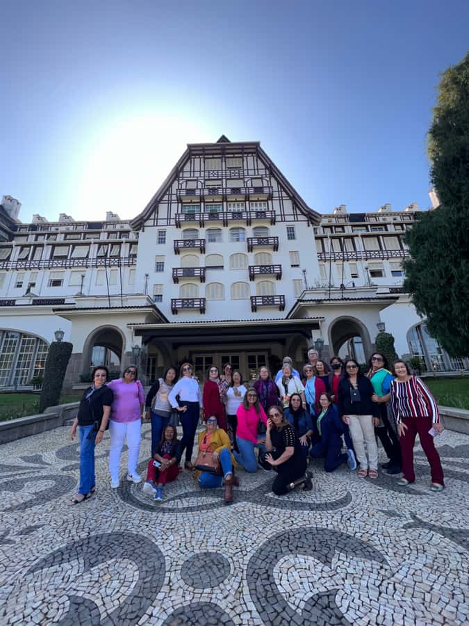 Petrópolis: Private Tour with Museum Ticket - Palacio Quintadinha and the Cathedral of Petrópolis, start strong