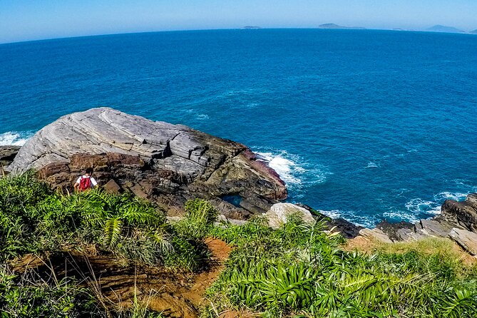 Private Walk through the Natural Pools in Búzios - Stop 1 at Amores Beach, why Praia dos Amores matters
