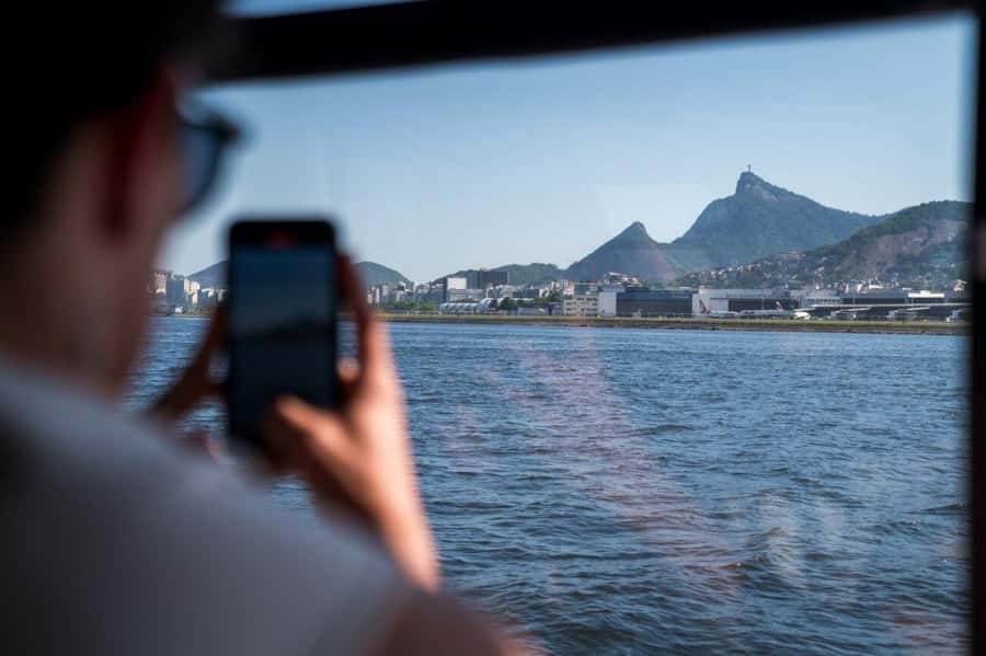 Rio: Boat Tour of Guanabara Bay - Morning vs Sunset: How the 1.5 Hours Plays in Real Life