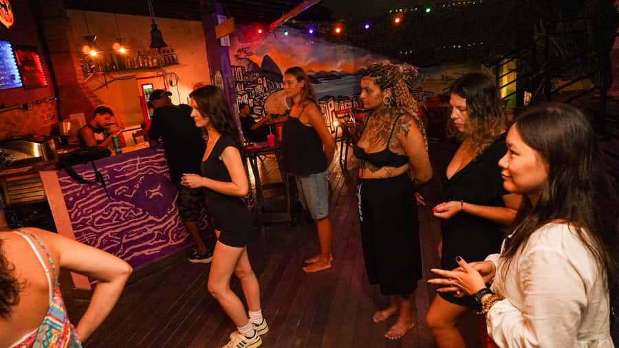 Rio: Caipirinha Workshop and Samba Class - Who should book this, and who should skip it