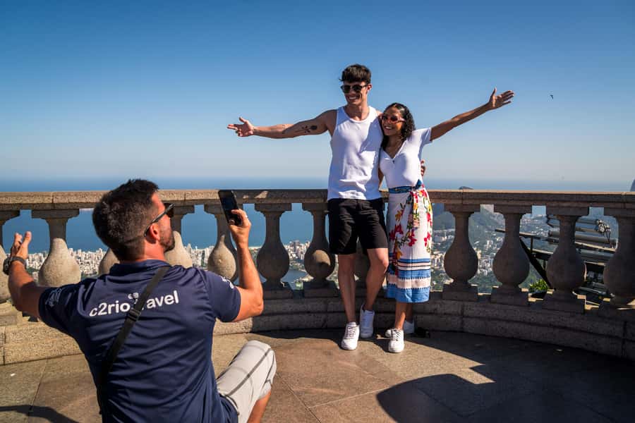 Rio: Christ the Redeemer & Selarón Steps Half-Day Tour - Who Should Book This Christ the Redeemer and Selarón Steps Tour