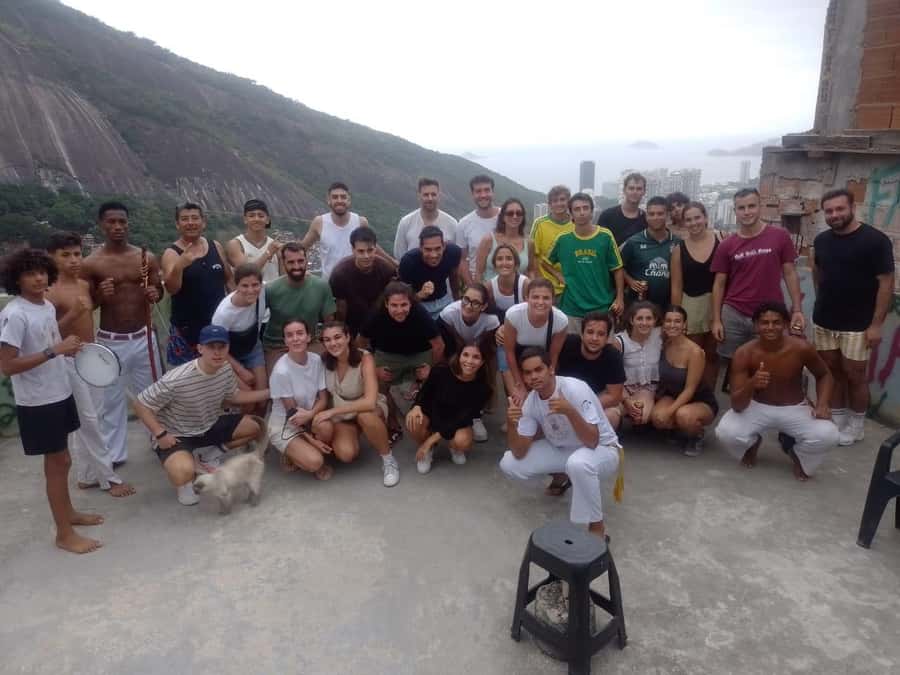 Rio de Janeiro: 4-Hour Guided Tour of Rocinha Favela - First steps in Rocinha: alleys, street art, and community projects