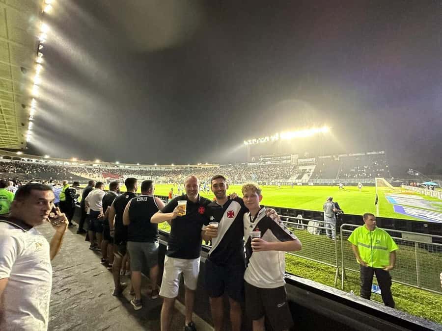 Rio de Janeiro: Attend a Vasco da Gama game with local guide - São Januário stadium tour: history you can stand inside
