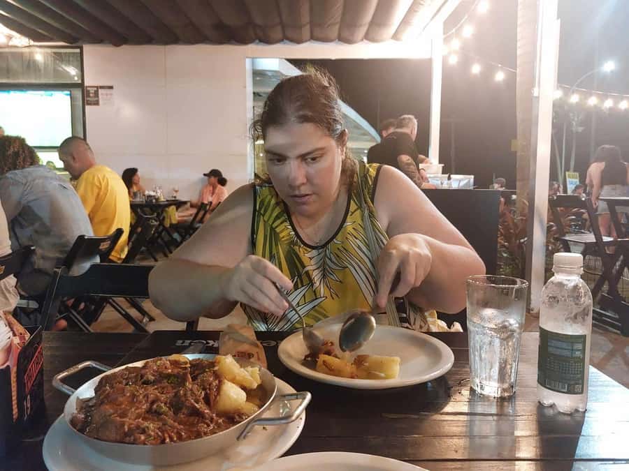 Rio de Janeiro: Barra da Tijuca Walk & Food Tour with Drinks - Start at Jardim Oceânico, meet your guide by the kiosk
