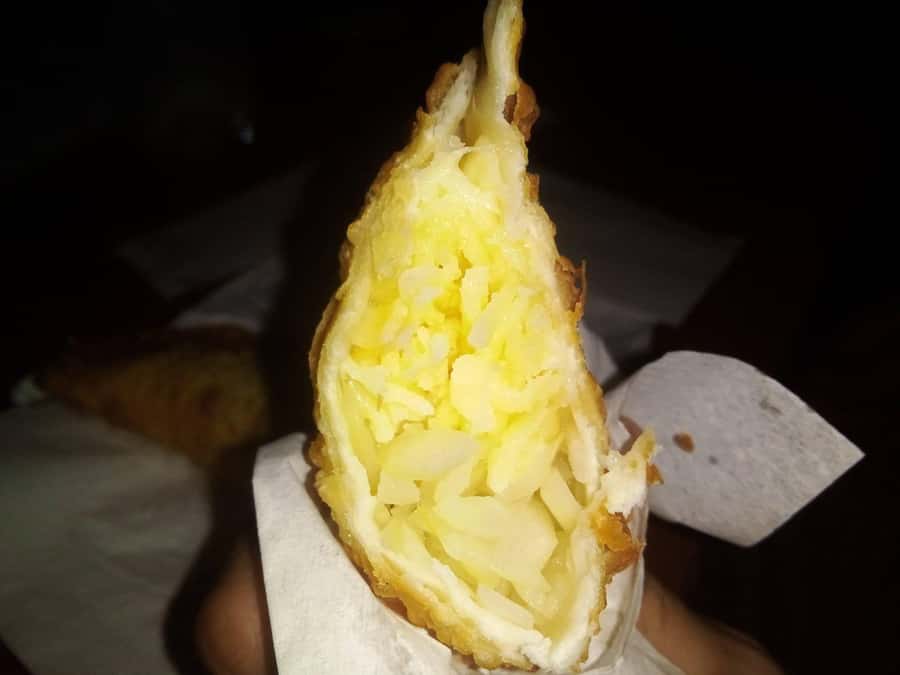 Rio de Janeiro: Barra da Tijuca Walk & Food Tour with Drinks - How Eduardo adds context while you eat