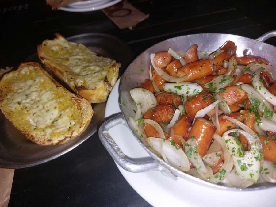 Rio de Janeiro: Barra da Tijuca Walk & Food Tour with Drinks - Timing and group size: why 3 hours feels right