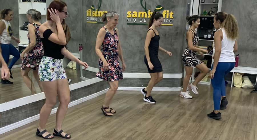 Rio de Janeiro: Beginner Samba Lesson in Ipanema - The Meeting Point in Ipanema: Visconde de Piraja, Third Floor