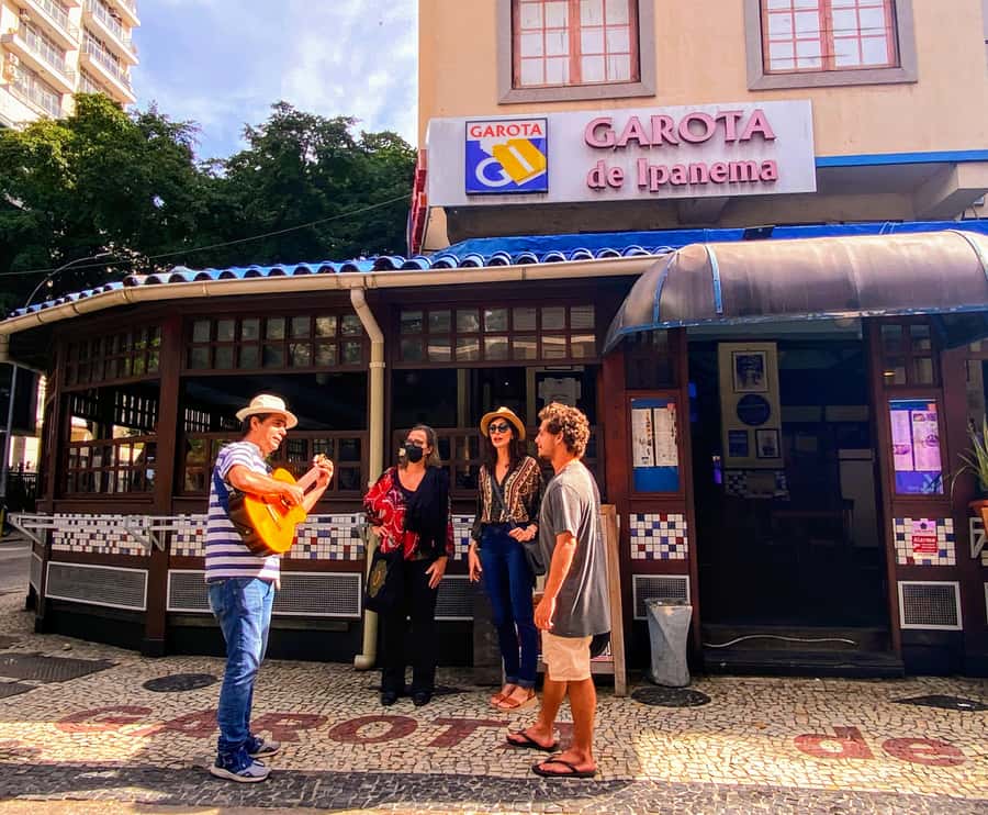 Rio de Janeiro: Bossa Nova Walking Tour with Guide - Practical tips to make the walk easier