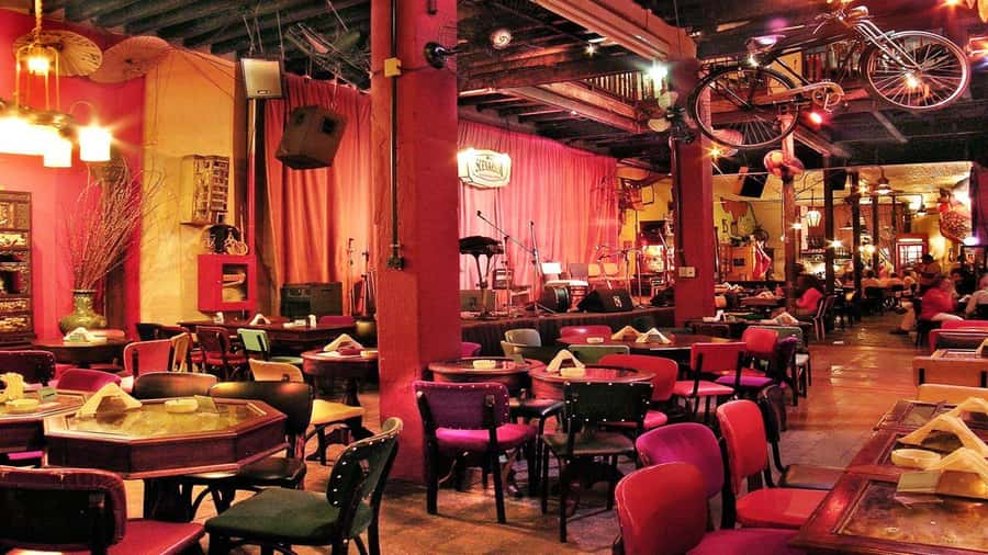 Rio de Janeiro: Brazilian Music at Rio Scenarium with Dinner - Dinner First: What a Churrascaria Night Actually Feels Like