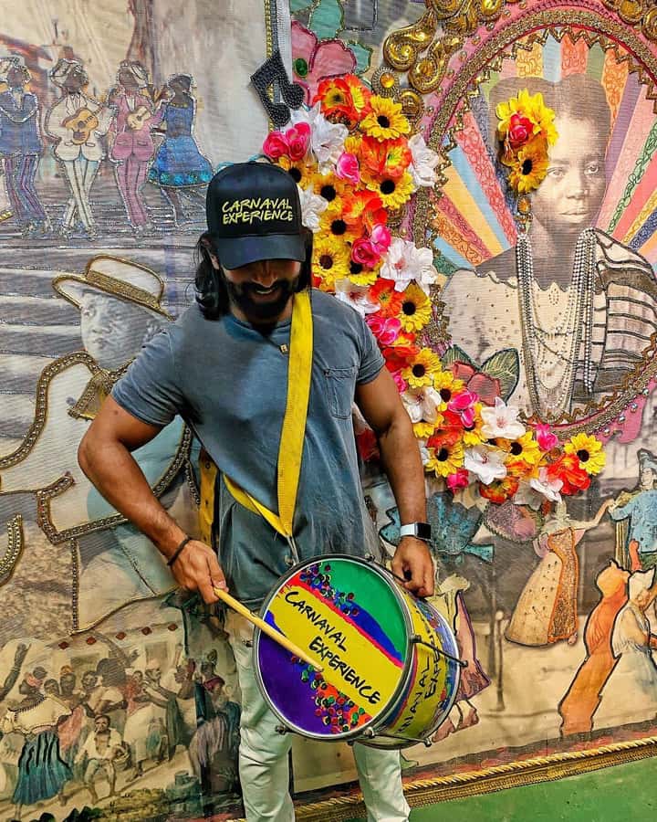 Rio de Janeiro: Carnaval Backstage Tour and Samba Class - Backstage to a Samba School: What You Are Actually Signing Up For
