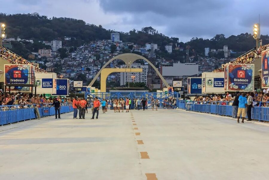 Rio de Janeiro: City Sightseeing Full Day Tour - Maracanã Stadium: soccer passion without the ticketed entry